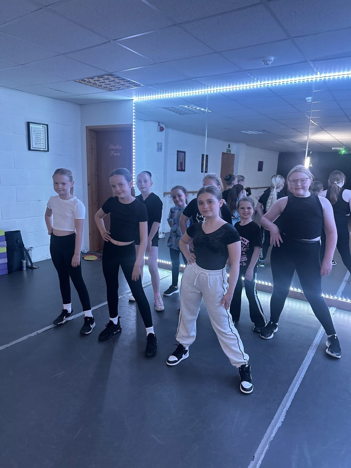 Hip Hop class group at JA Performing Arts